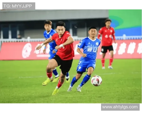 成都足球队的崛起之路:从默默无闻到邀请赛的闪耀之星 成都足球队的崛起之路:从默默无闻到邀请赛的闪耀之星