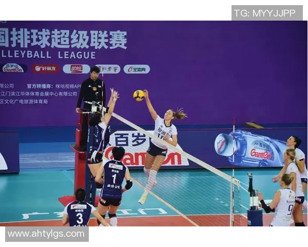 深圳排球队个人能力提升的热议与未来发展探讨 深圳排球队个人能力提升的热议与未来发展探讨